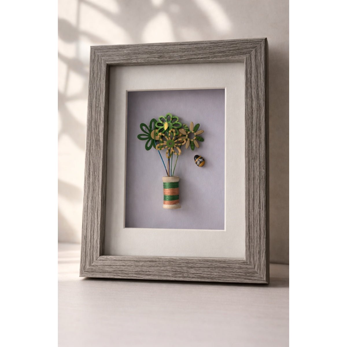 8x6" Wooden Flower & Bobbin Framed Picture - Gigglypix