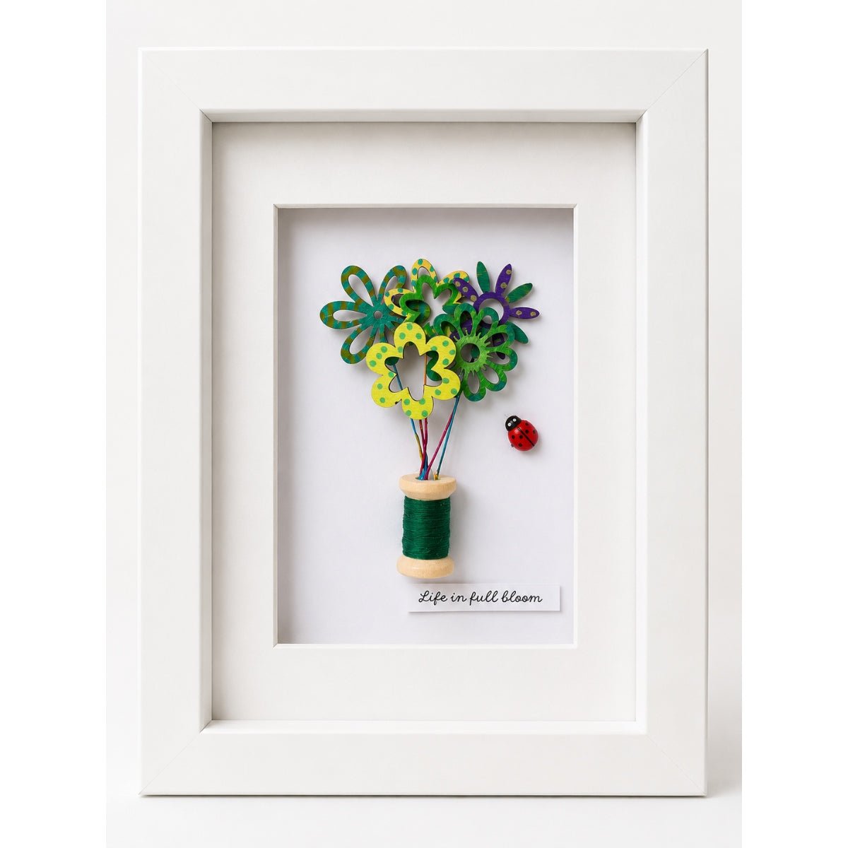 7x5" Life in full bloom Wooden Flower & Bobbin Framed Picture - Gigglypix