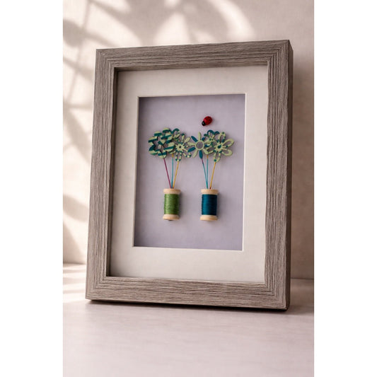 8x6" Wooden Flower & Bobbin Framed Picture - Gigglypix