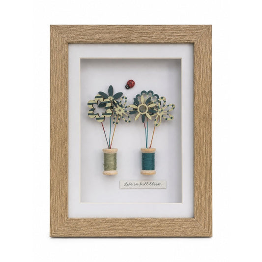 7x5" Life in full bloom Framed Picture - Gigglypix