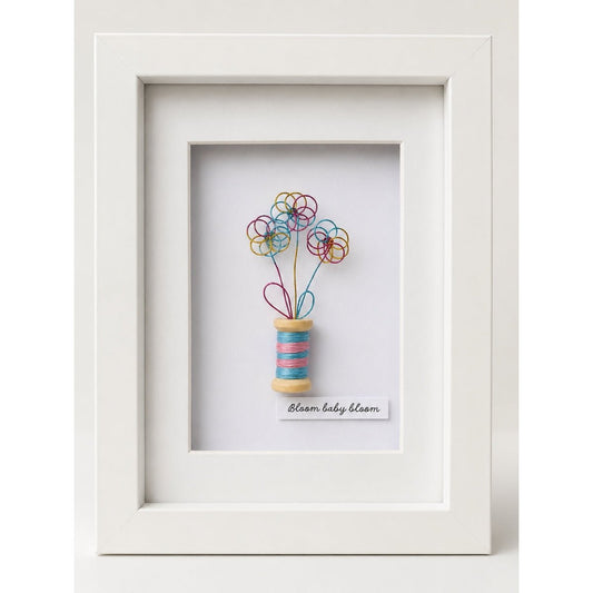 7x5" Bloom baby bloom Bobbin Framed Picture - Gigglypix