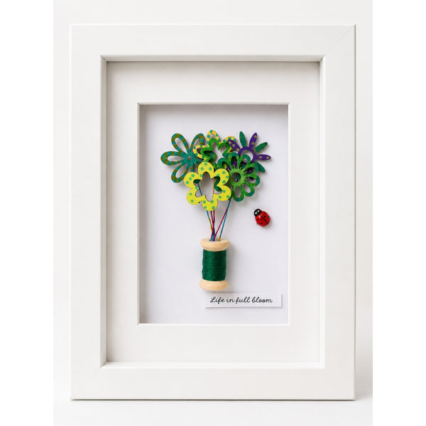 7x5" Life in full bloom Wooden Flower & Bobbin Framed Picture